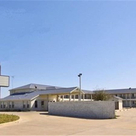 Summit Inn Hempstead Екстериор снимка