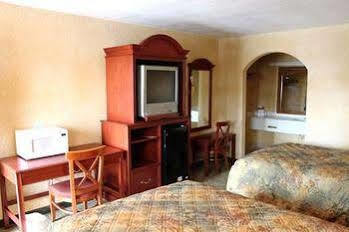 Summit Inn Hempstead Екстериор снимка
